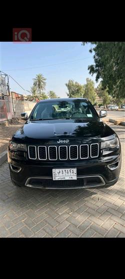 جیپ گراند شیرۆکی